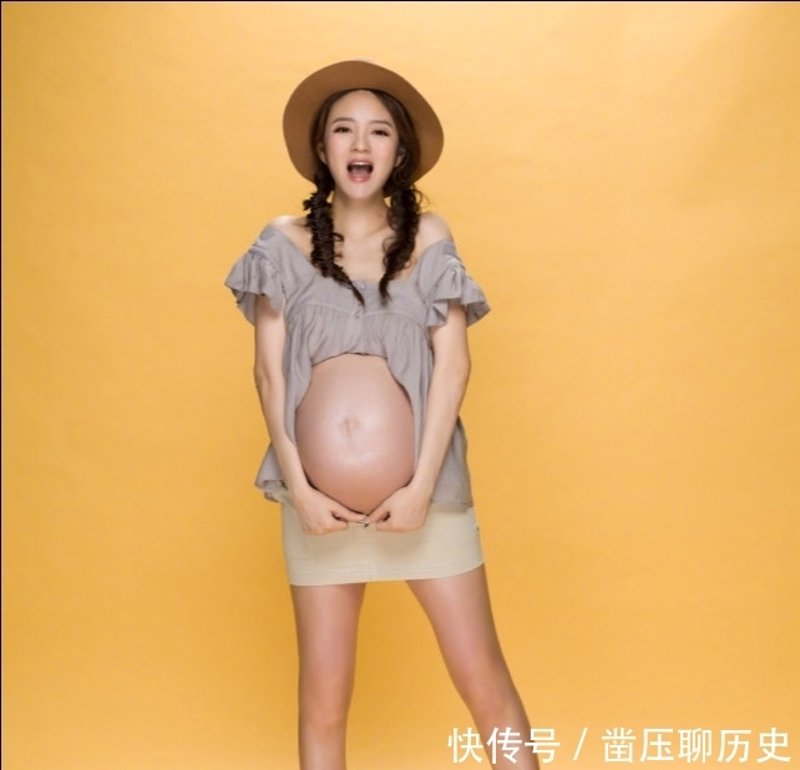 在为宝宝挑选衣物时，妈妈们往往会特别关注哺乳功能。今天，我们就一起来看看不同品牌和风格的哺乳衣服图片，并分享一些选购指南。